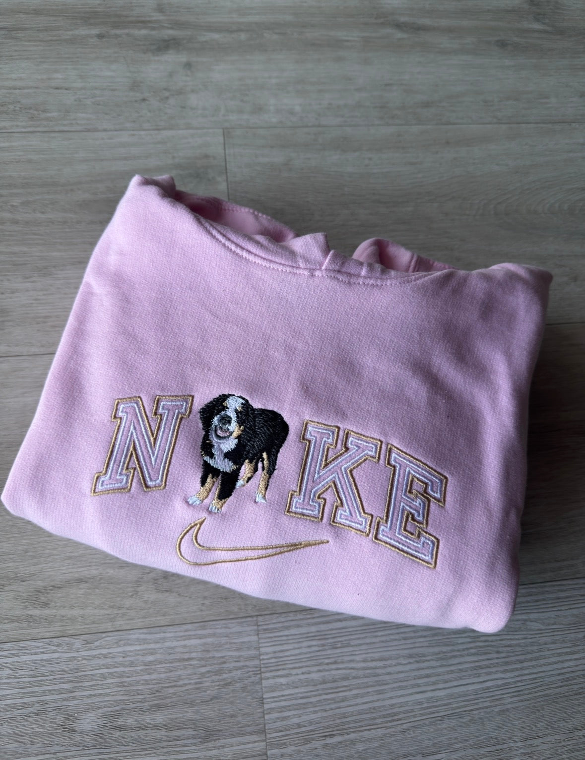 Hoodie with your pet (photo must be send on our ig)